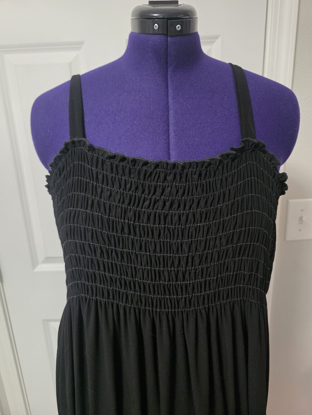 Avenue Black Smocked Maxi Dress Size 18/20